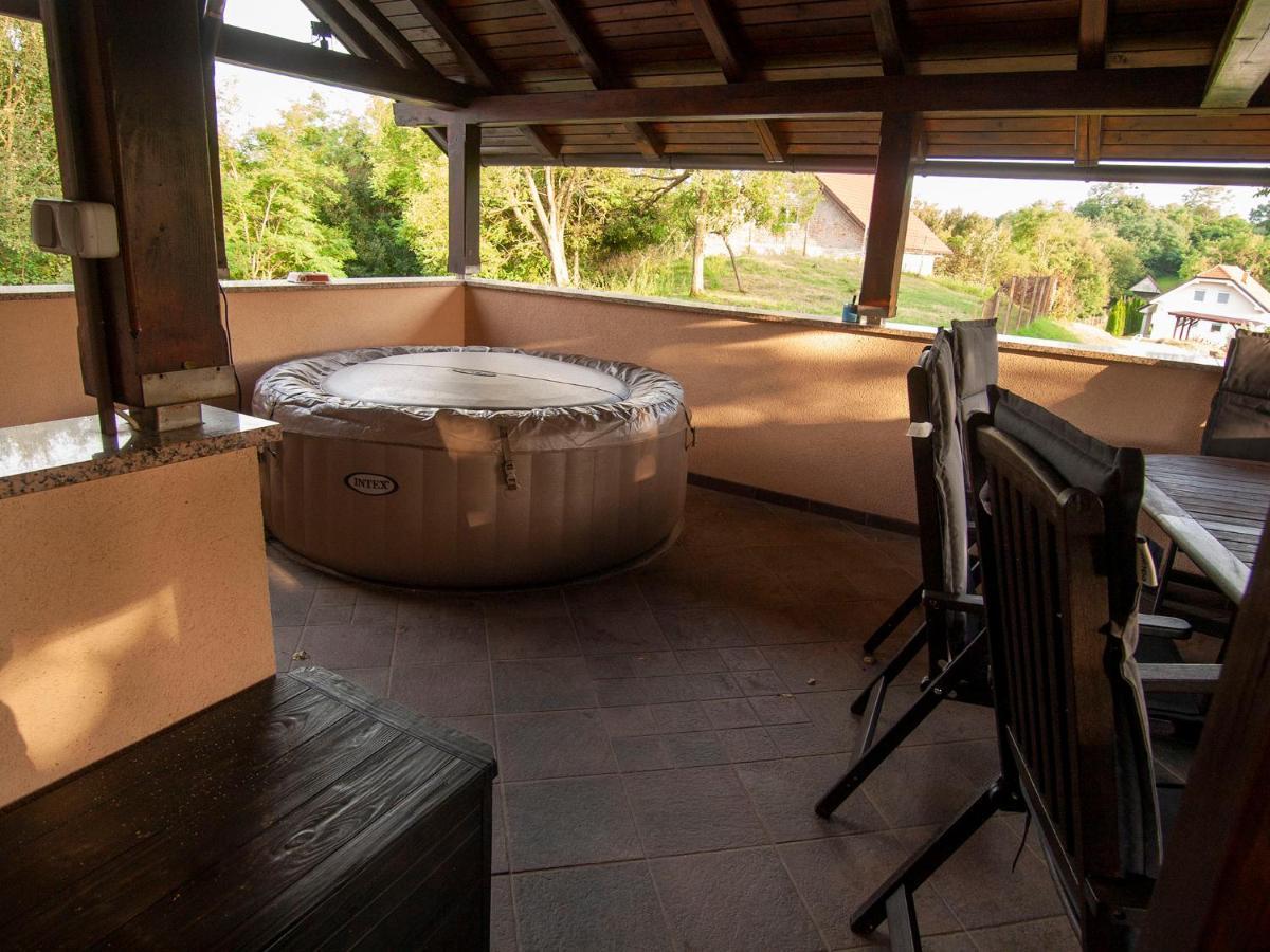 Holiday House Zarja - With Sauna And Hot Tub Bizeljsko Exterior foto